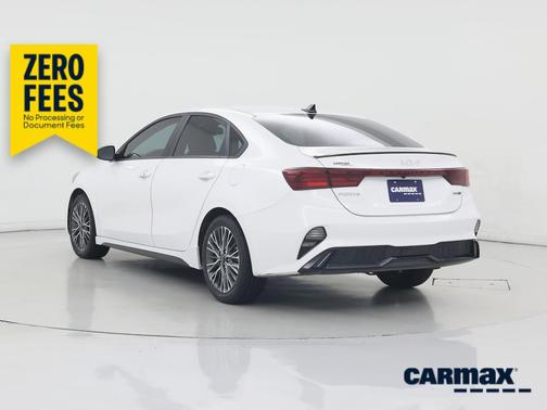 White 2024 Kia Forte GT-Line