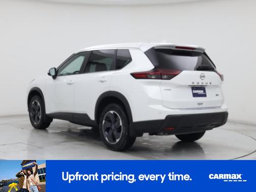 White 2024 Nissan Rogue SV