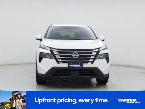 White 2024 Nissan Rogue SV