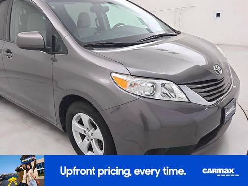 Gray 2017 Toyota Sienna LE