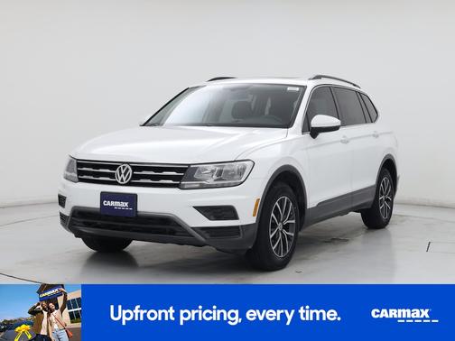 White 2019 Volkswagen Tiguan SE