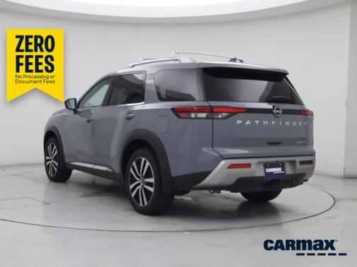Silver 2024 Nissan Pathfinder Platinum