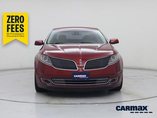 Red 2015 Lincoln MKS
