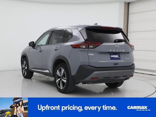 Gray 2023 Nissan Rogue SL