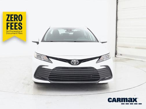 White 2024 Toyota Camry LE