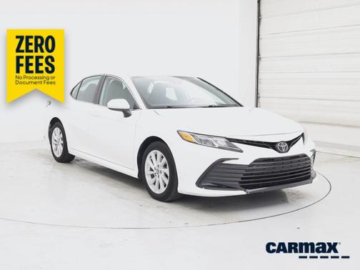 White 2024 Toyota Camry LE