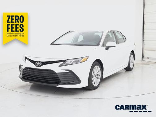 White 2024 Toyota Camry LE