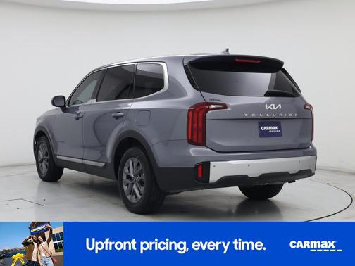 Gray 2024 Kia Telluride LX