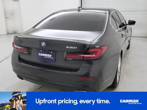 Gray 2023 BMW 530 I