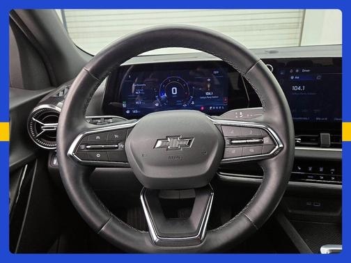 Green 2026 Chevrolet Equinox LT