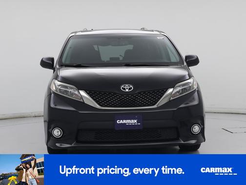 Black 2016 Toyota Sienna SE Premium