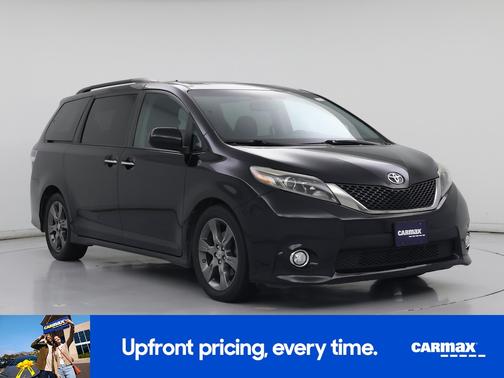 Black 2016 Toyota Sienna SE Premium