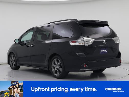 Black 2016 Toyota Sienna SE Premium