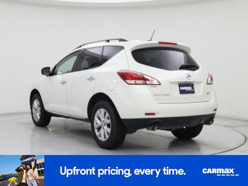 White 2014 Nissan Murano SV