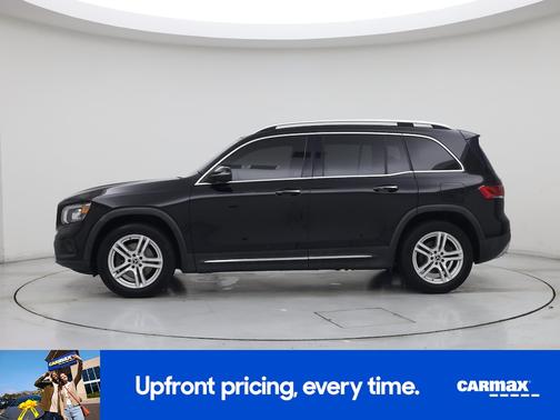 Black 2022 Mercedes-Benz GLB 250