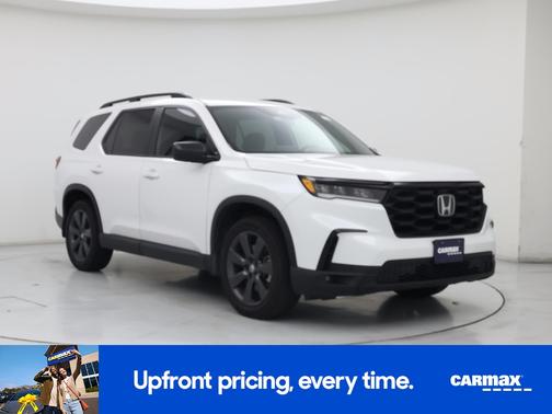 White 2025 Honda Pilot Sport