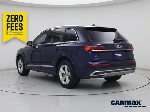 Blue 2023 Audi Q7 Premium