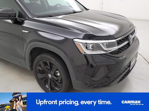 2024 Volkswagen Taos SE Black Edition