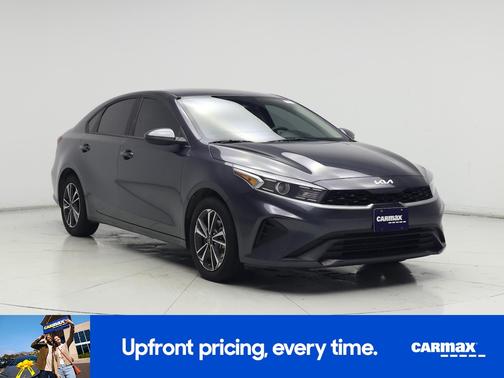 Gray 2024 Kia Forte LXS