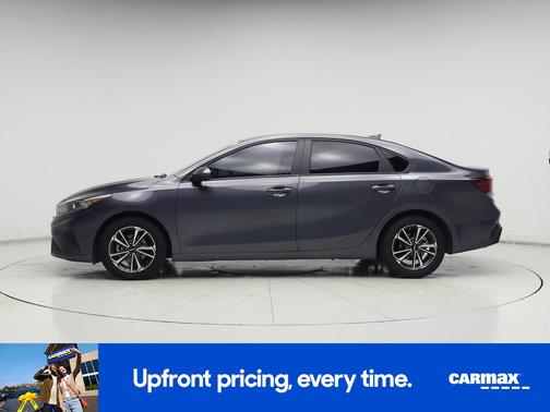 Gray 2024 Kia Forte LXS