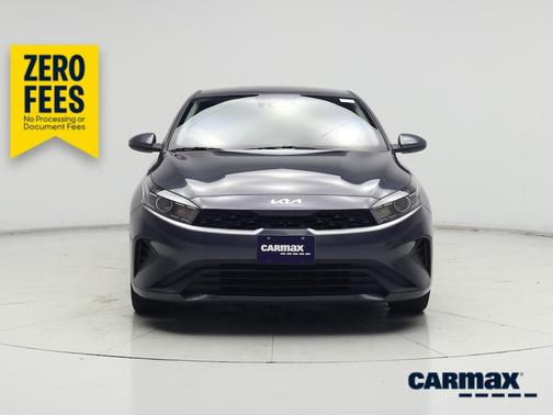 Gray 2024 Kia Forte LXS