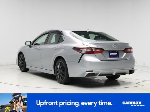 Silver 2022 Toyota Camry SE