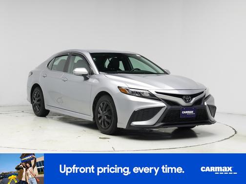 Silver 2022 Toyota Camry SE