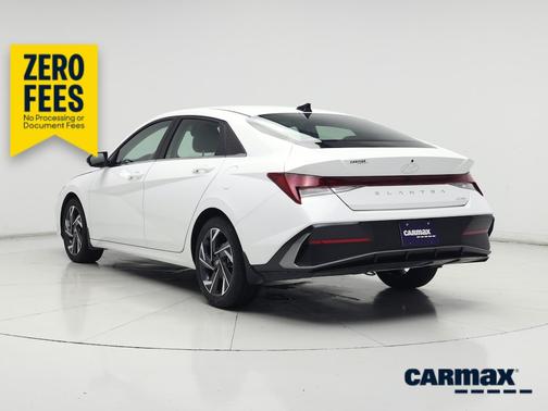 White 2025 Hyundai ELANTRA Limited