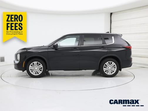 Black 2024 Mitsubishi Outlander ES