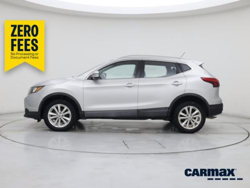 Silver 2017 Nissan Rogue Sport SV