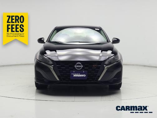 Black 2025 Nissan Altima SR