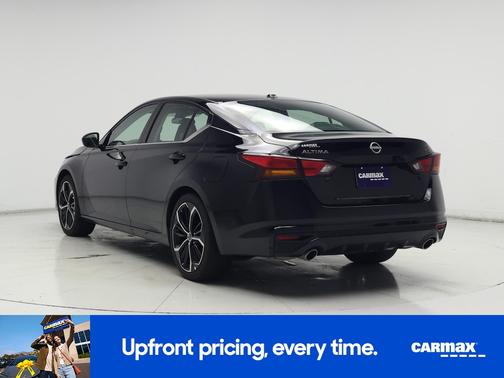 Black 2025 Nissan Altima SR