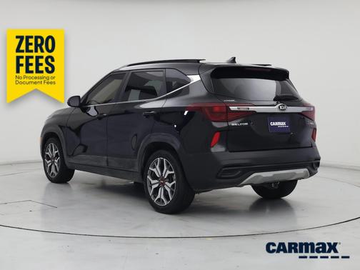 Black 2021 Kia Seltos S