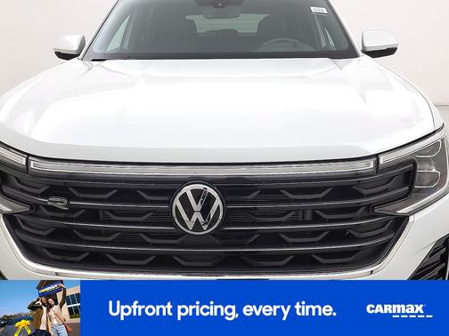 2024 Volkswagen Atlas Cross Sport SEL R-Line