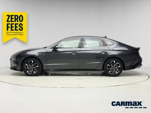 Gray 2025 Hyundai SONATA SE