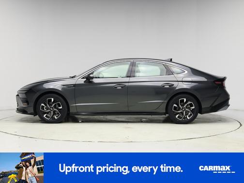 Gray 2025 Hyundai SONATA SE