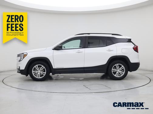 White 2022 GMC Terrain SLE