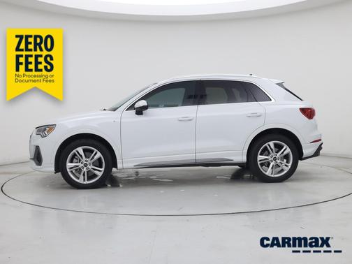 White 2024 Audi Q3 Premium Plus