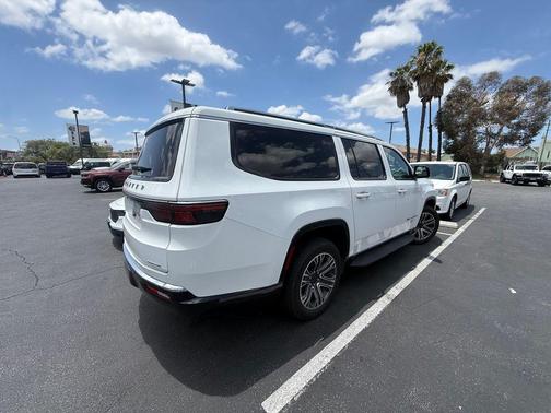 Bright White Clearcoat 2024 Jeep Wagoneer L Series II