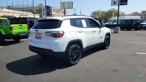 2025 Jeep Compass Latitude