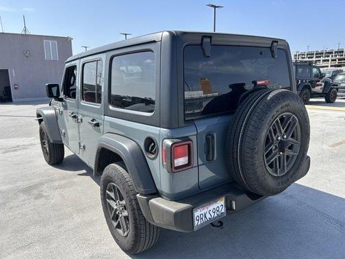 2025 Jeep Wrangler Sport