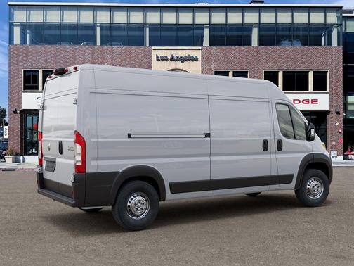 Bright White Clearcoat 2026 RAM ProMaster 2500 High Roof