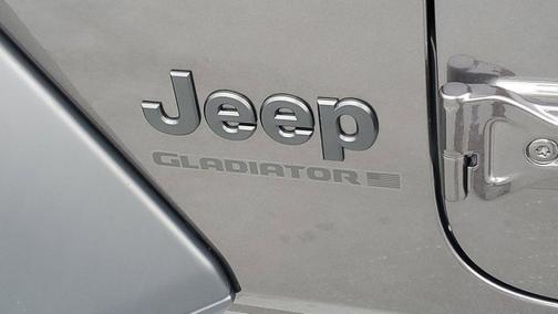 2026 Jeep Gladiator Sport