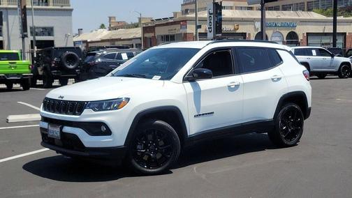 2025 Jeep Compass Latitude