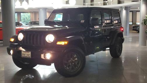 2025 Jeep Wrangler Sport
