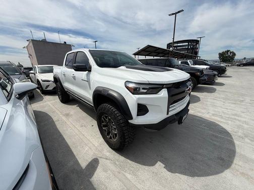 2024 Chevrolet Colorado ZR2