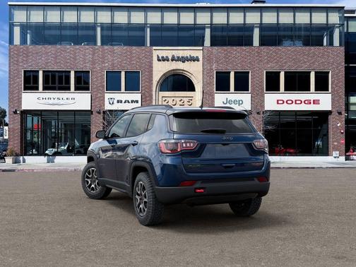 Fathom Blue Pearlcoat 2026 Jeep Compass Trailhawk