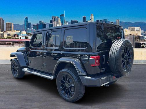 2025 Jeep Wrangler 4xe Sahara