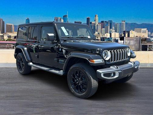 2025 Jeep Wrangler 4xe Sahara