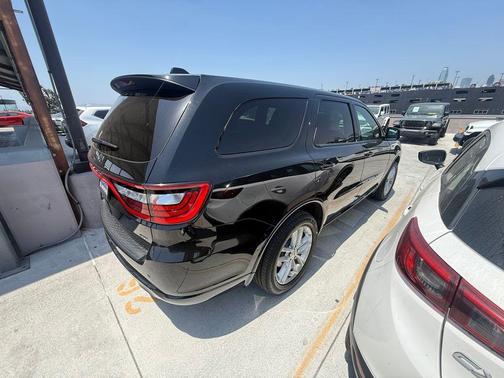 Black Clearcoat 2026 Dodge Durango GT